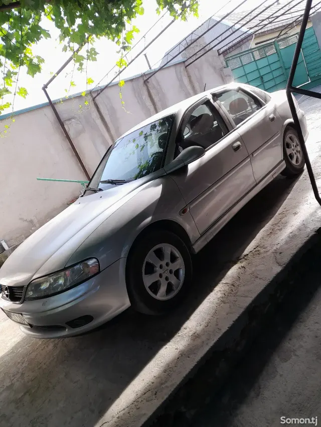 Opel Vectra B 2001 · 1.8 AT