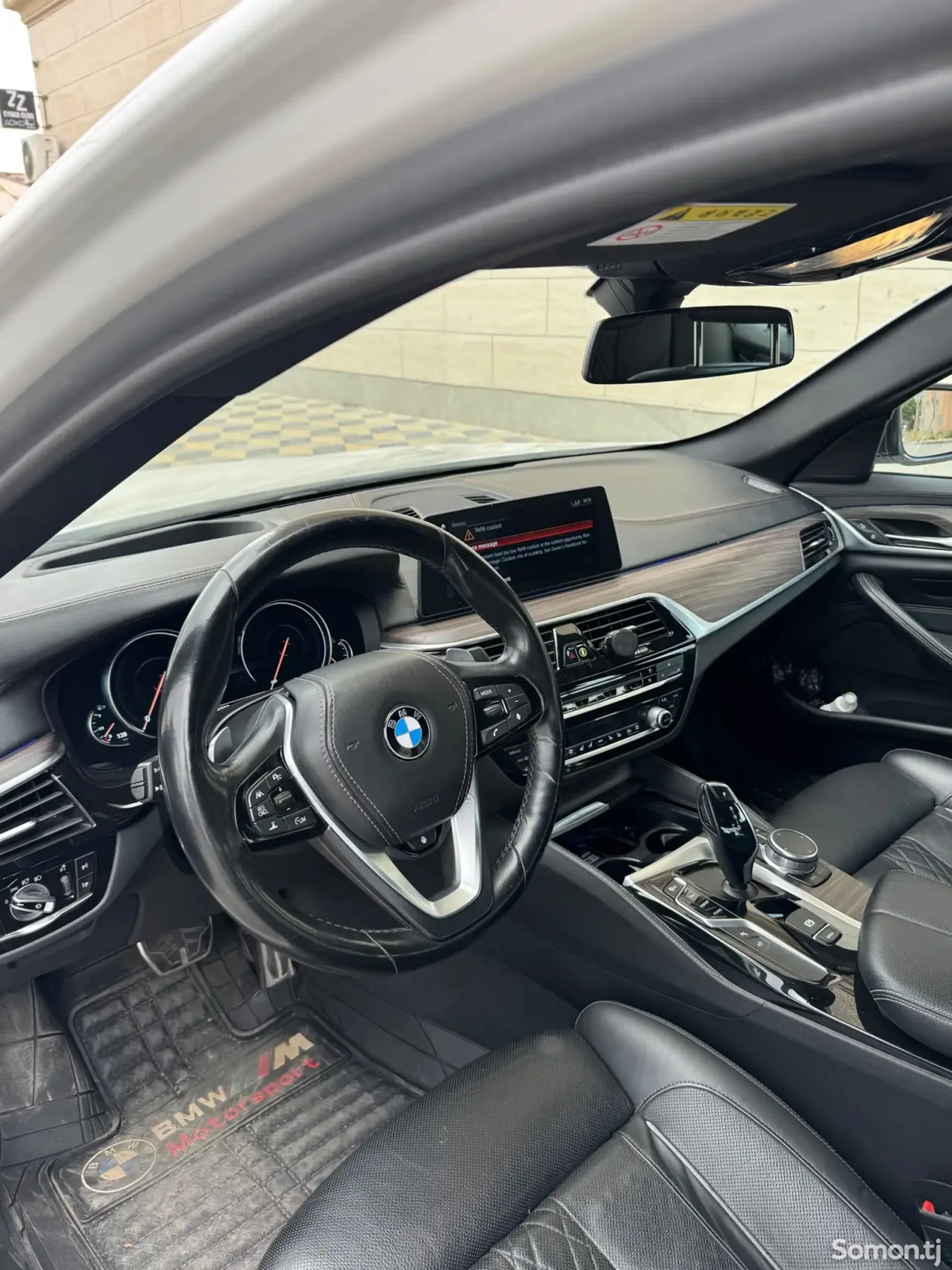 BMW M5 2017 · 3.0 AT