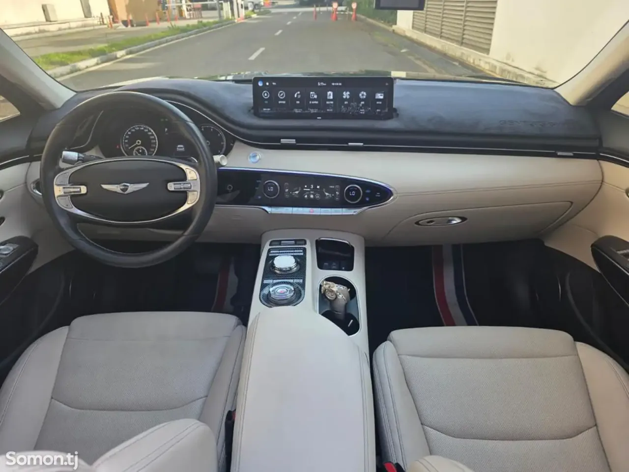 Hyundai Genesis 2021 · 2.5 AT