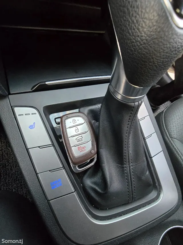 Hyundai Avante 2016 · 1.6 AT