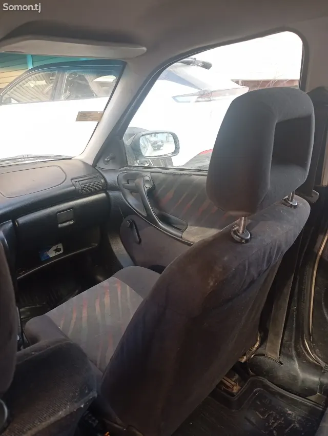 Opel Astra F 1997 · 1.6 MT