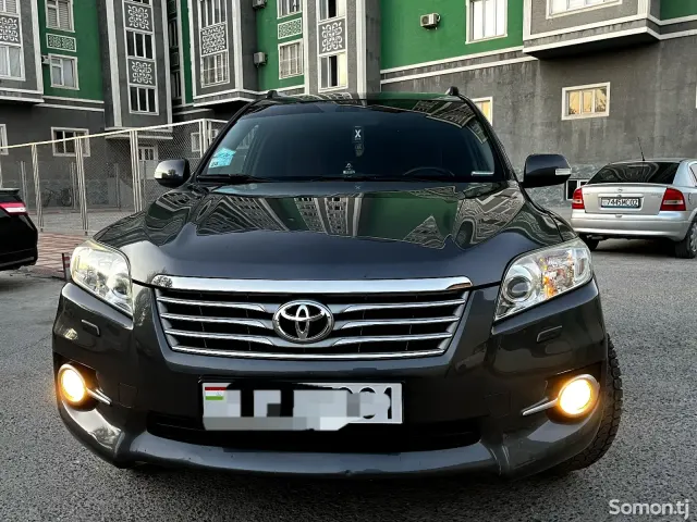 Toyota RAV 4 2012 · 2.0 AT