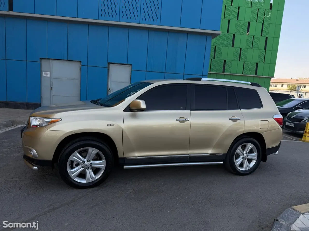Toyota Highlander 2012 · 3.5 AT
