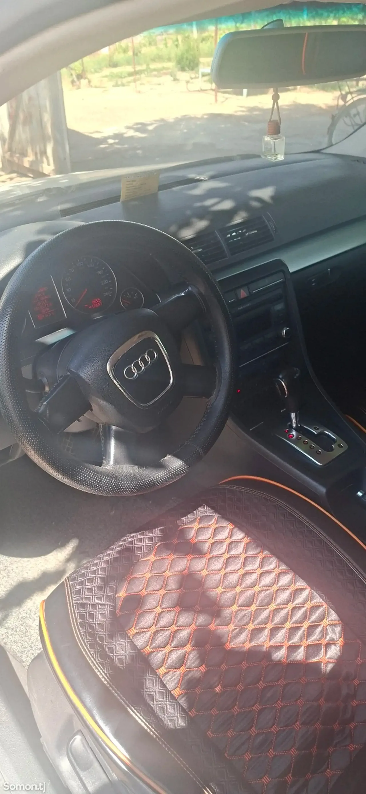 Audi A4 2006 · 2.0 AT
