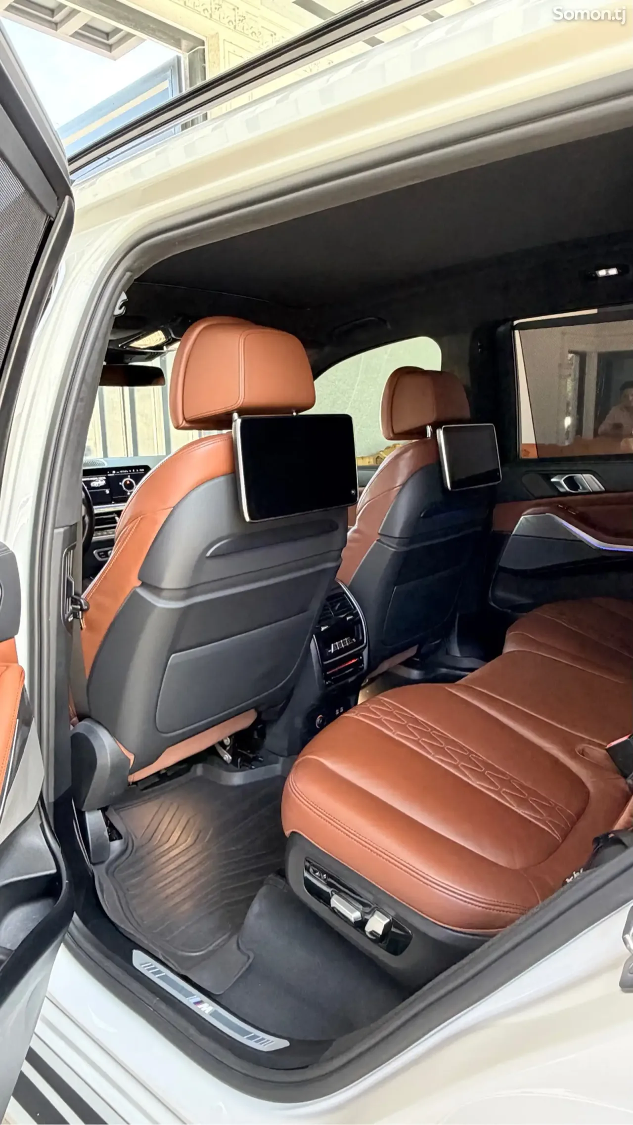 BMW X7 2022 · 4.0 AT