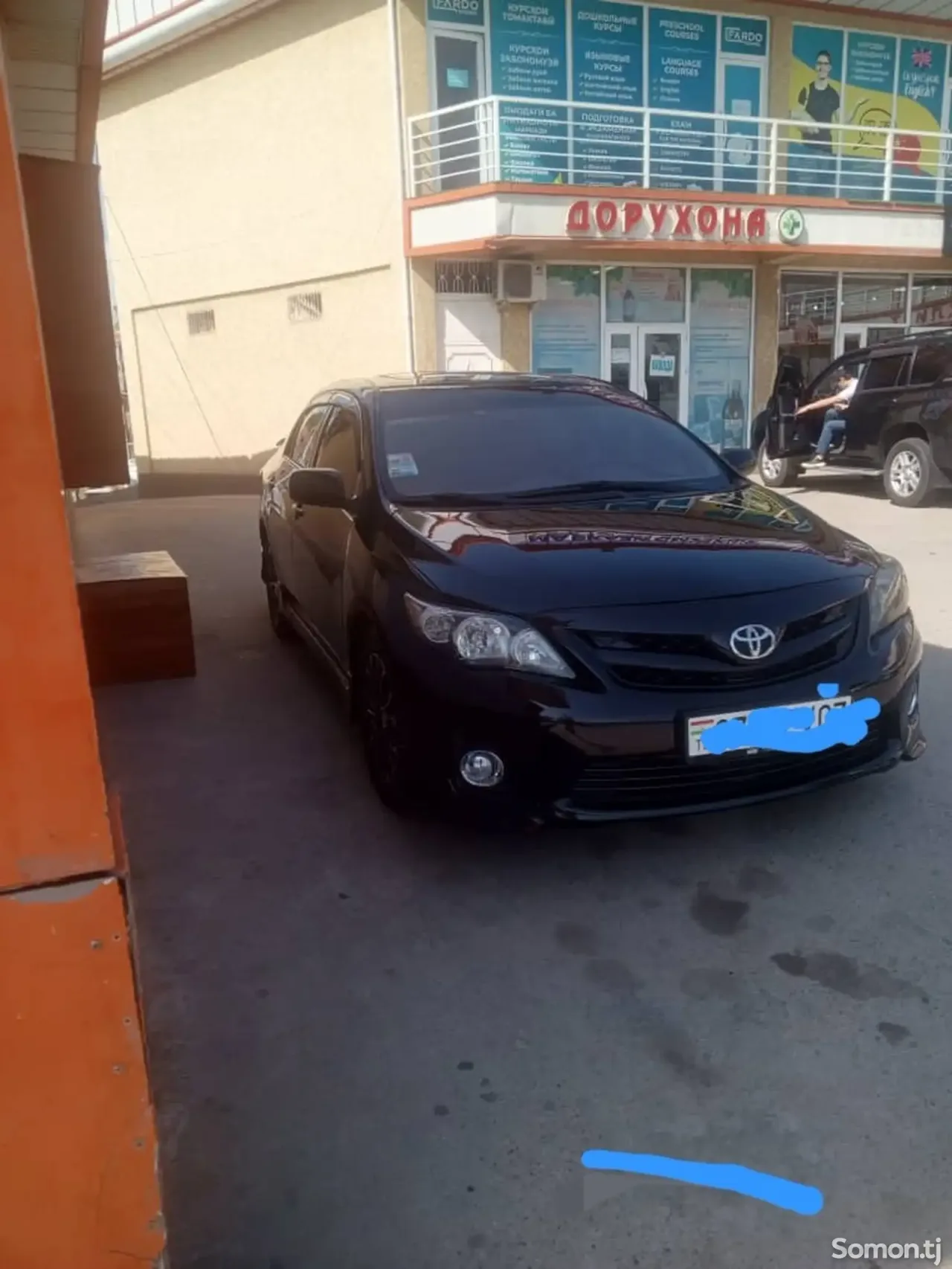 Toyota Corolla 2013 · 1.8 AT