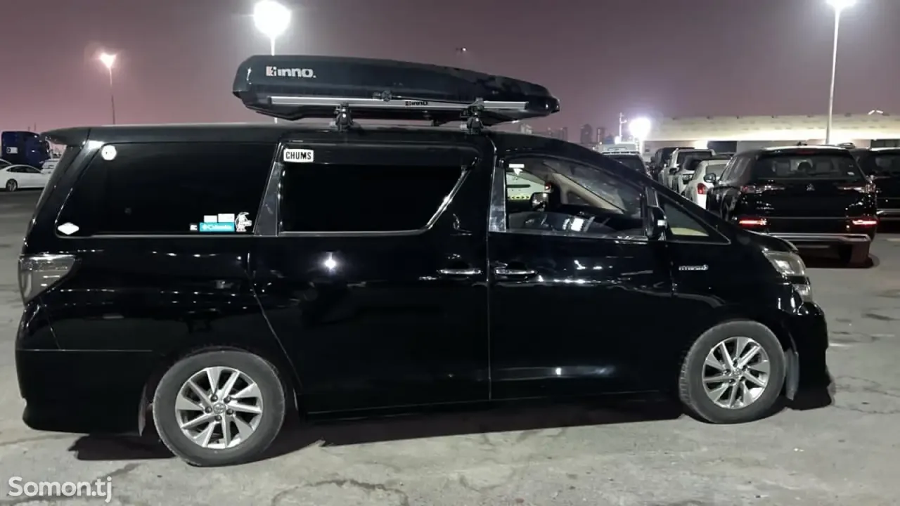 Toyota Vellfire 2014 · 2.4 AT