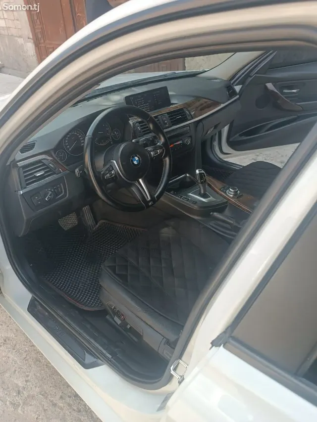 BMW 3 series 2013 · 2.0 AMT