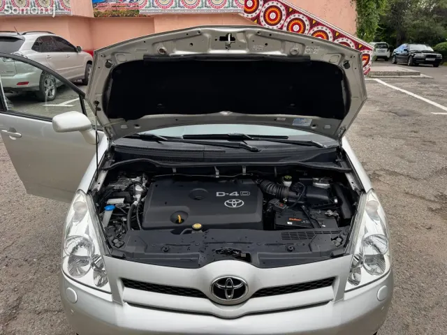 Toyota Verso 2007 · 2.2 MT
