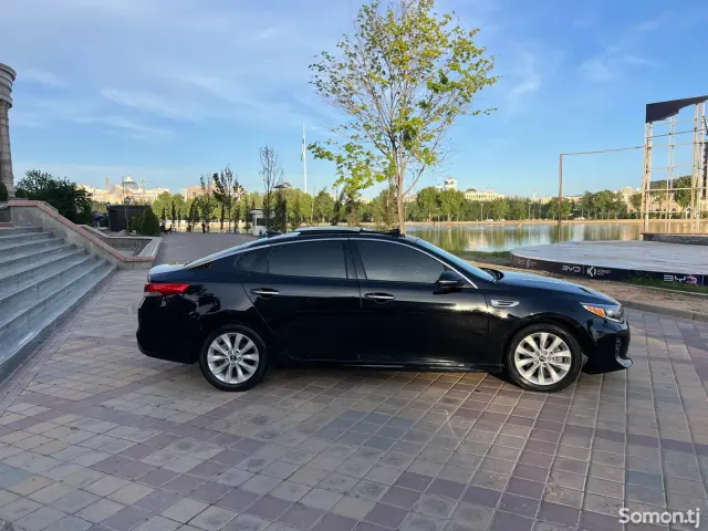 Kia Optima 2017 · 2.4 AT