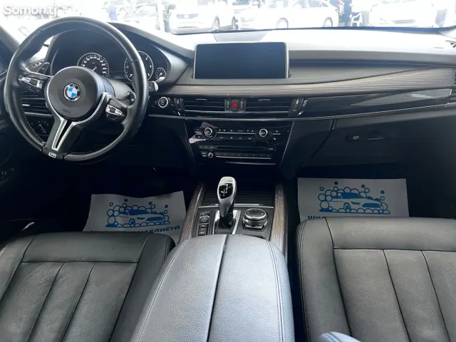 BMW X5 2016 · 3.0 AT