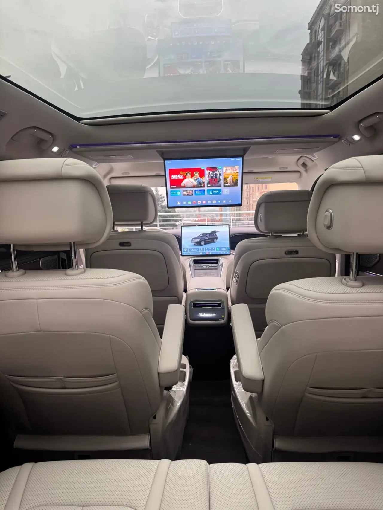 BYD Denza N9 2025 · AT