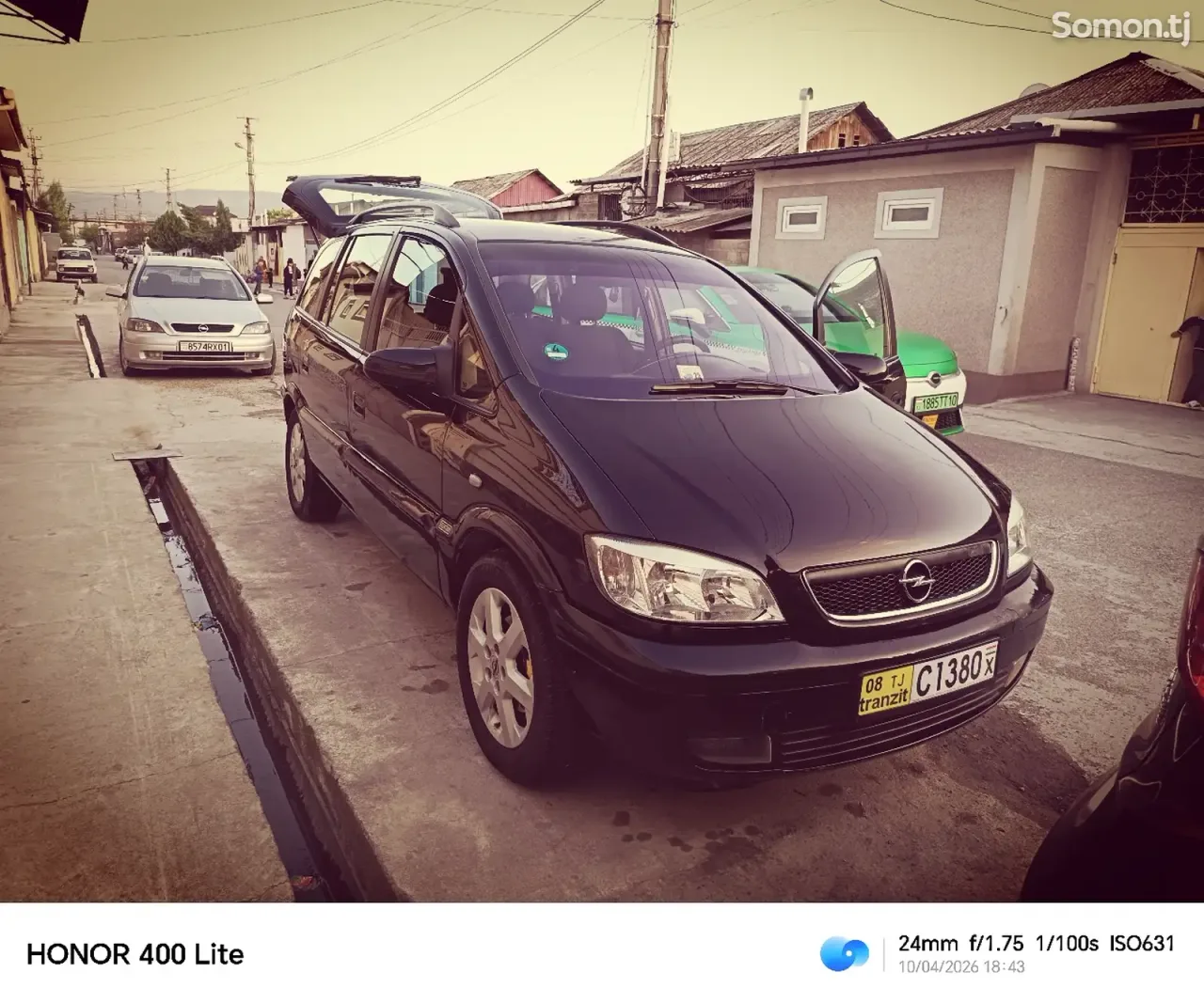 Opel Zafira 2004 · 2.2 AT