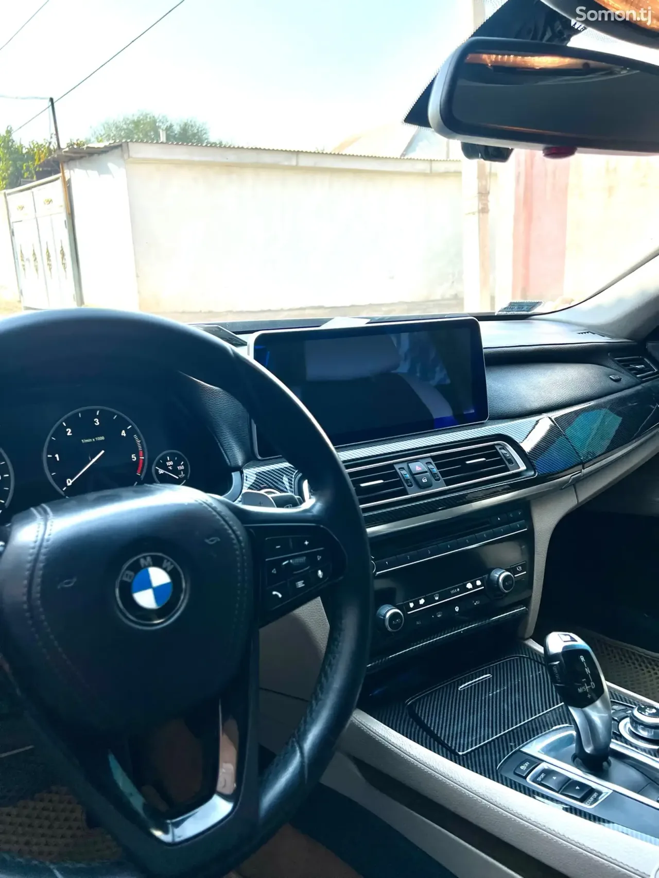 BMW 7 series 2010 · 3.0 AT