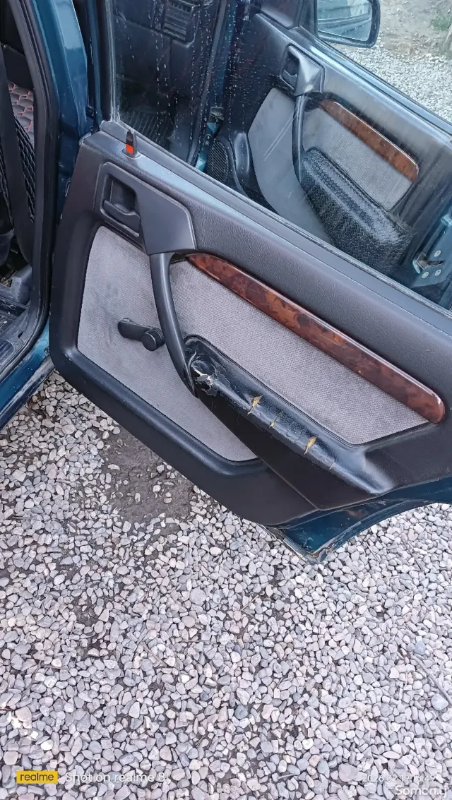 Opel Vectra A 1995 · 1.6 MT