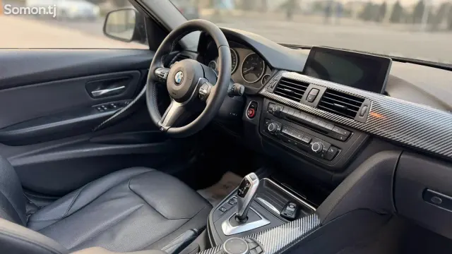 BMW 3 series 2014 · 2.0 AT