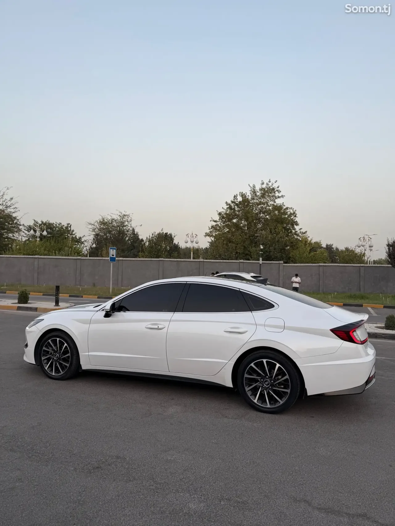 Hyundai Sonata 2022 · 2.5 AT