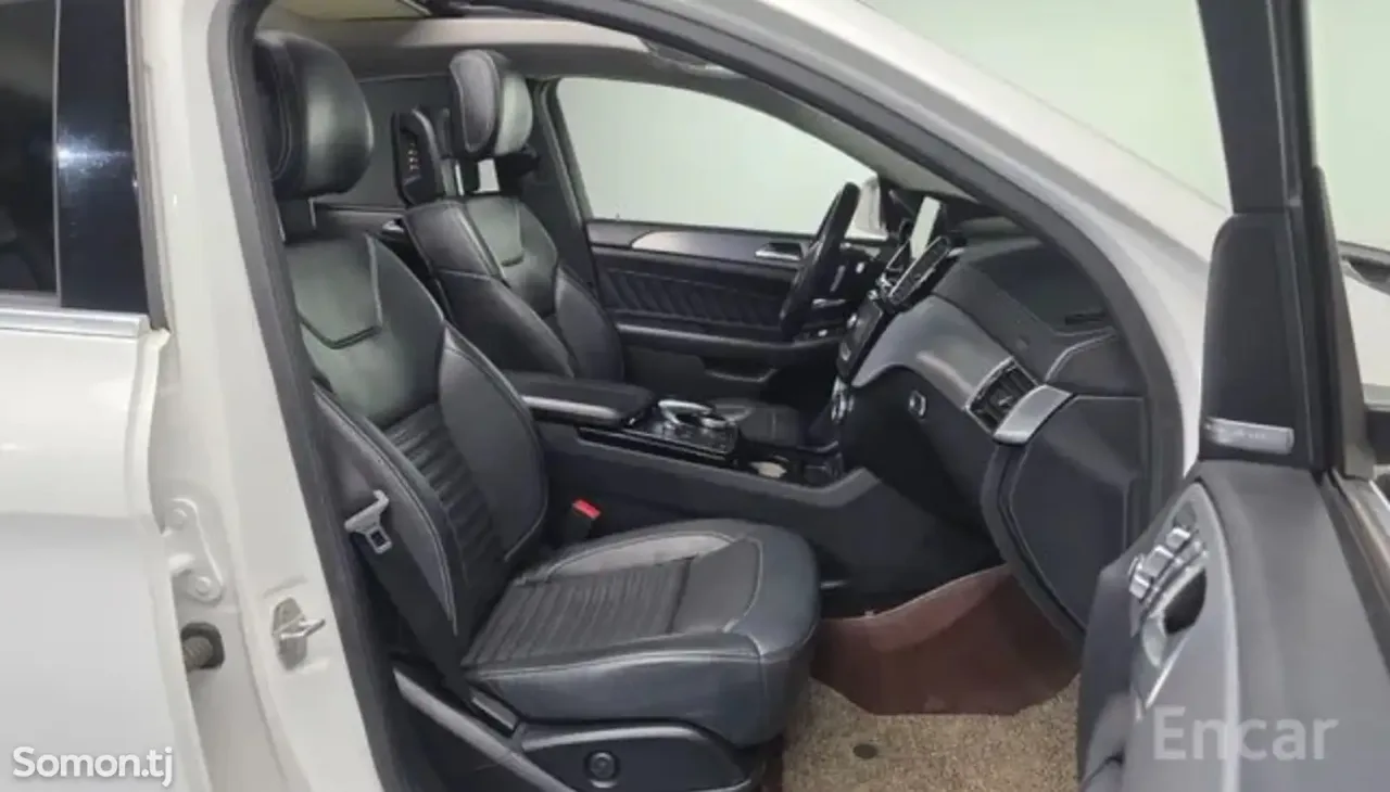 Mercedes-Benz GLE class 2017 · 3.0 AT