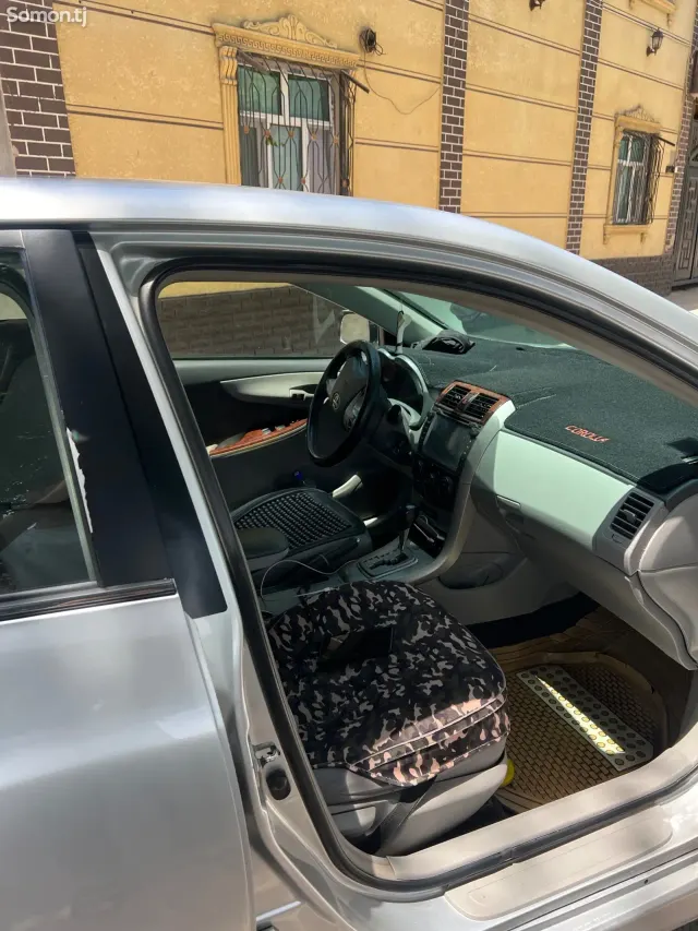 Toyota Corolla 2008 · 1.6 AT