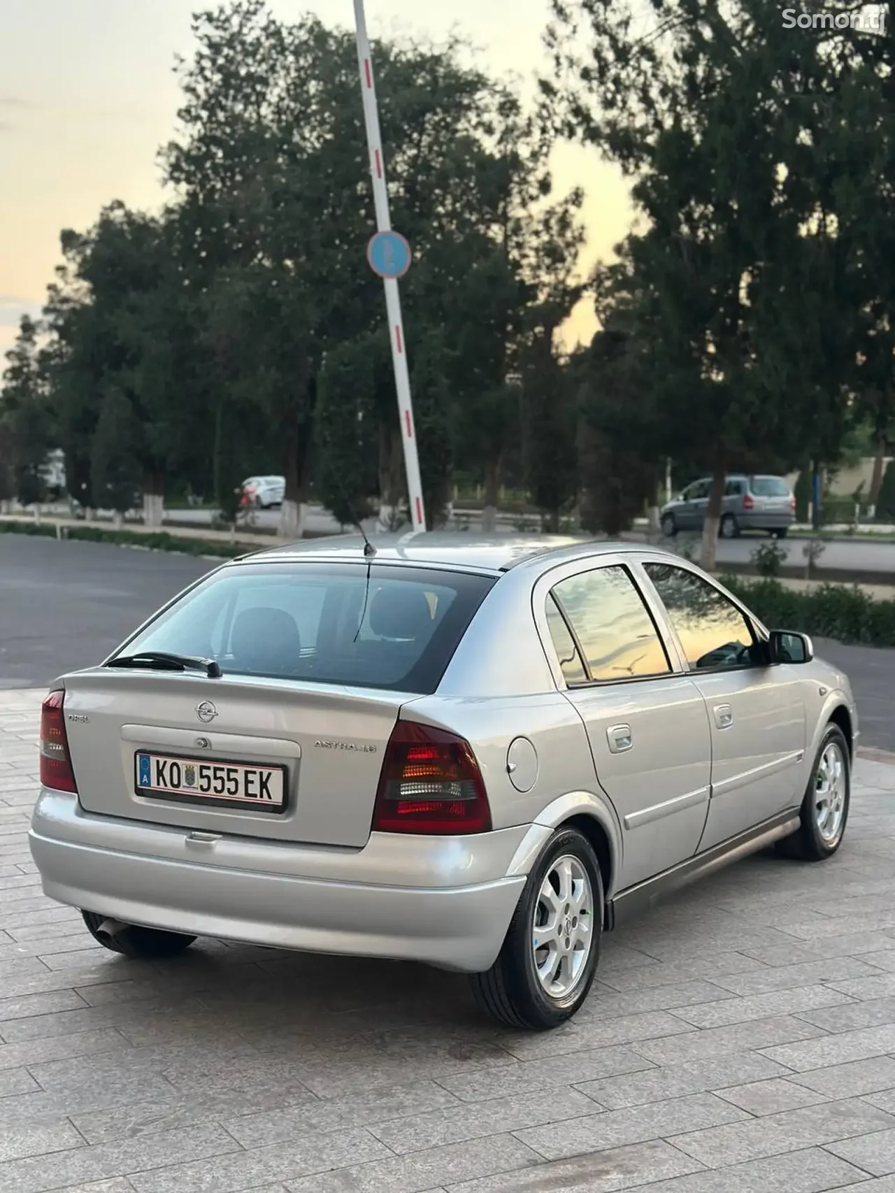 Opel Astra G 2000 · 1.6 MT