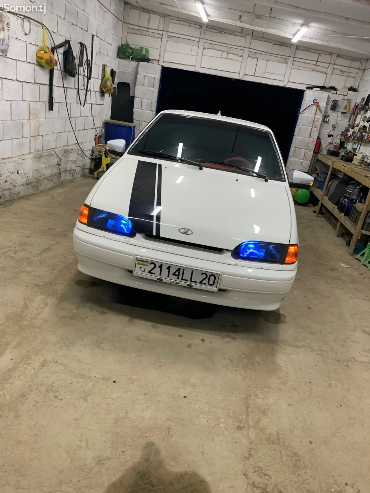 Lada (ВАЗ) 2114 2005 · 1.6 MT