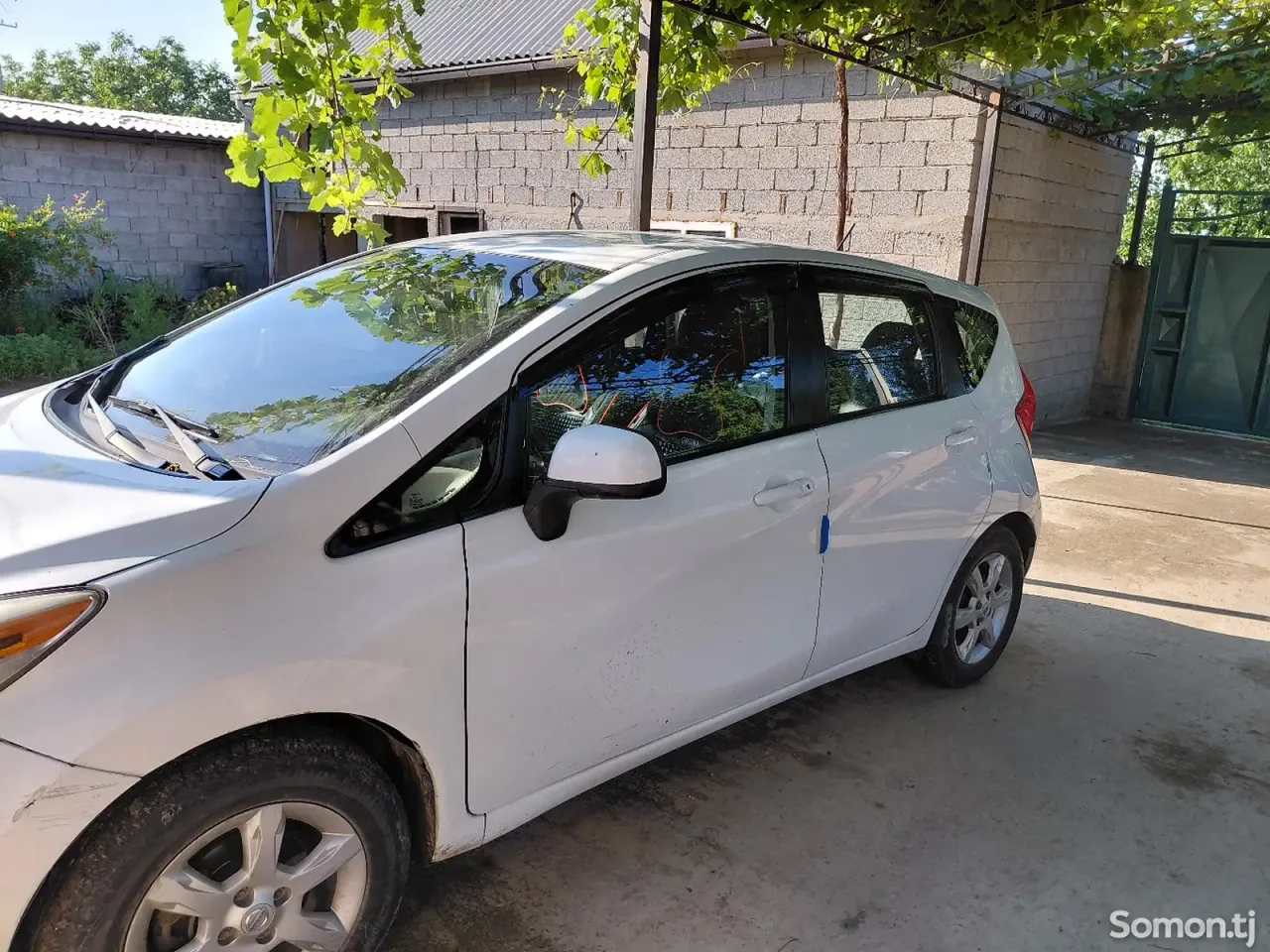Nissan Versa 2015 · 1.6 AT