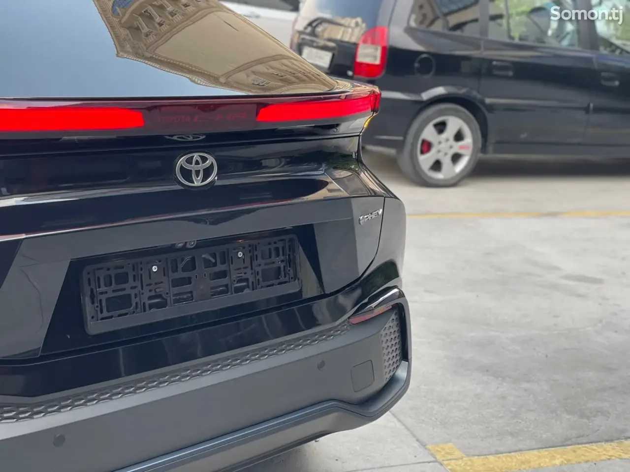 Toyota C-HR 2024 · 2.0 AT