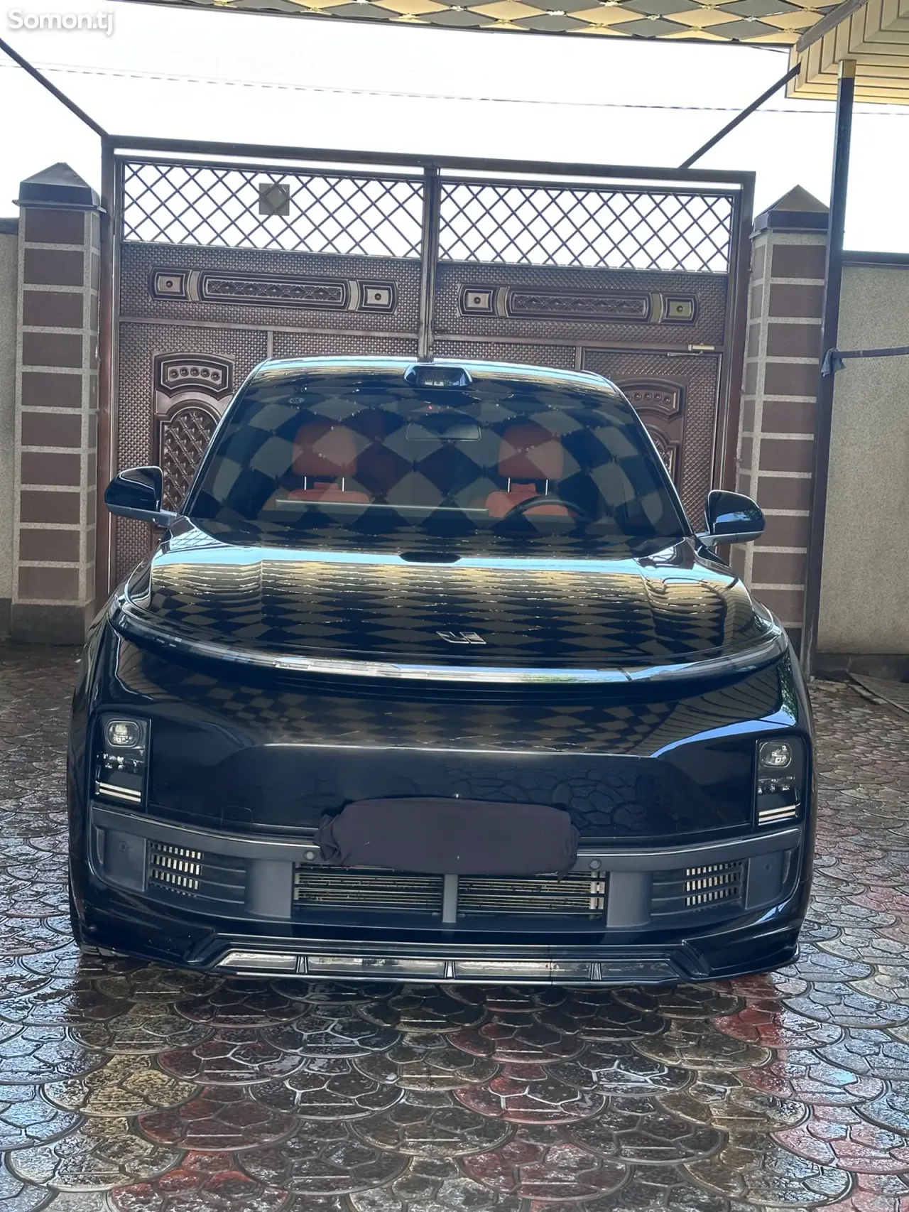 Li Auto (Lixiang) L9 2025 · 2.0 AT