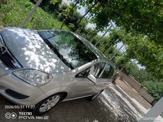 Opel Zafira 2008 · 1.8 MT