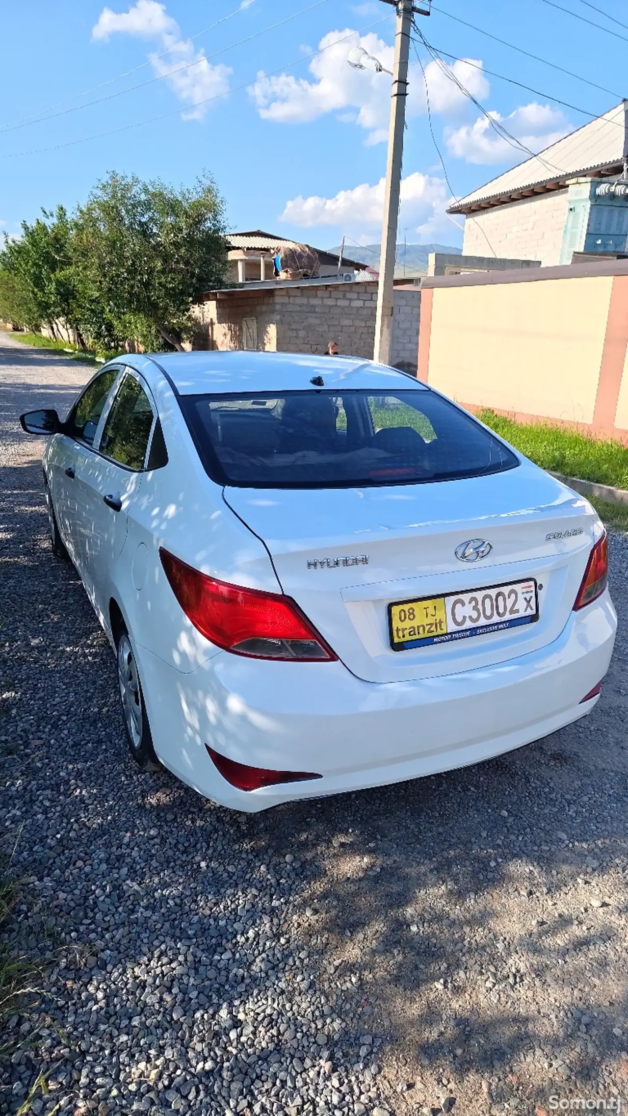 Hyundai Solaris 2016 · 1.4 MT