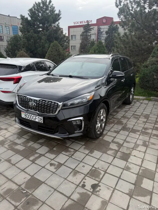 Kia Sorento 2019 · 3.5 AT