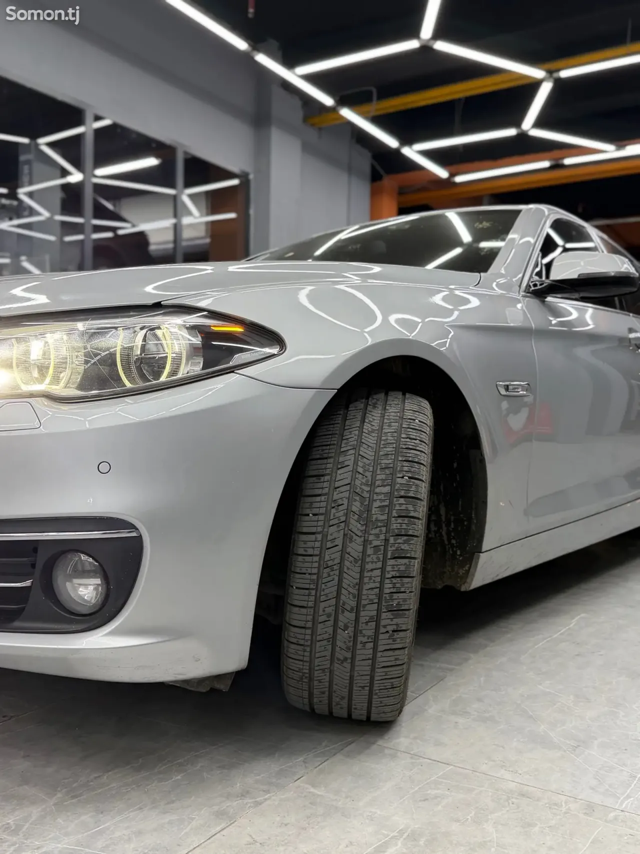 BMW 5 series 2014 · 2.0 AT