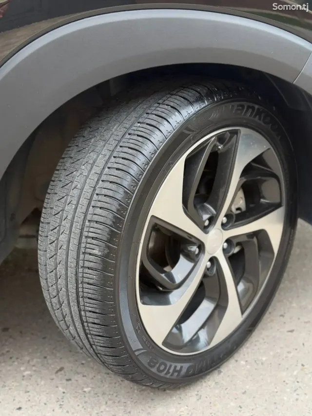 Hyundai Tucson 2016 · 1.6 AT