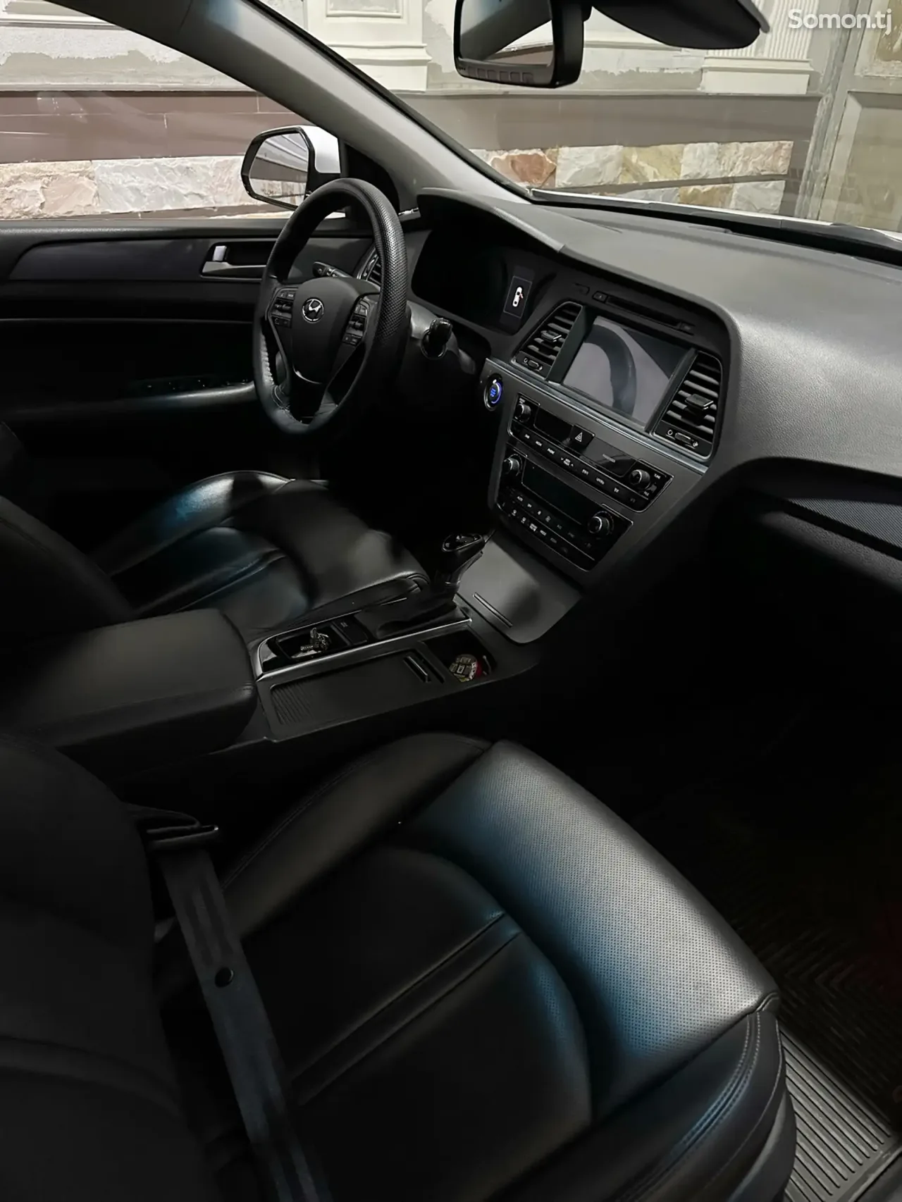 Hyundai Sonata 2015 · 2.0 CVT