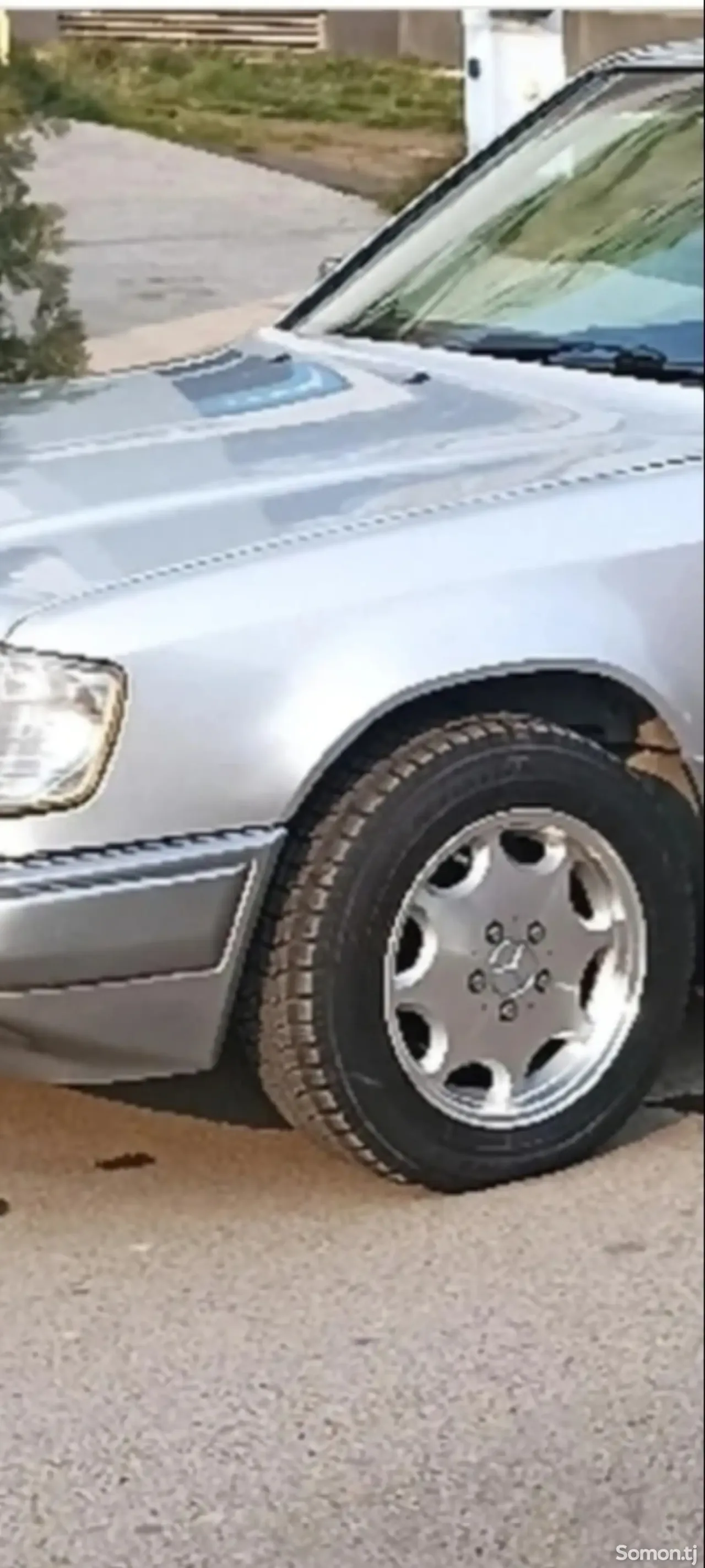 Mercedes-Benz W124 1992 · 2.0 MT