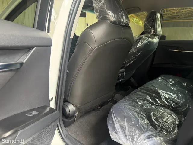 Toyota Camry 2022 · 2.5 AT