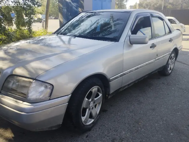 Mercedes-Benz C class 1994 · 1.8 MT
