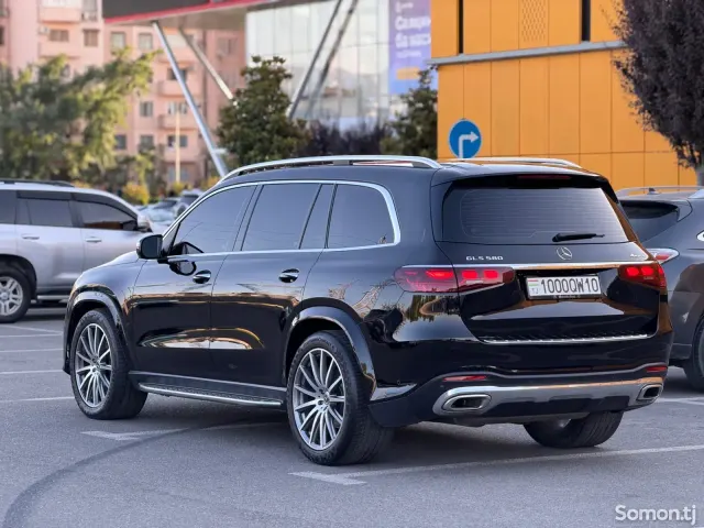 Mercedes-Benz GLS 2023 · 5.8 AT