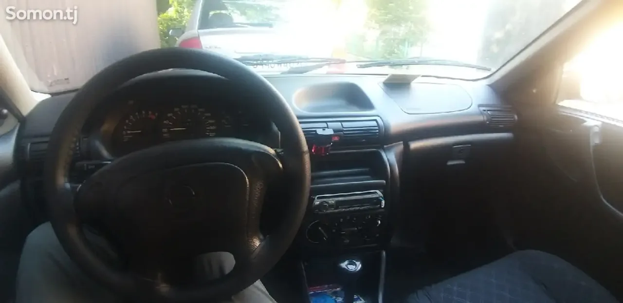 Opel Astra F 1995 · 1.6 AT