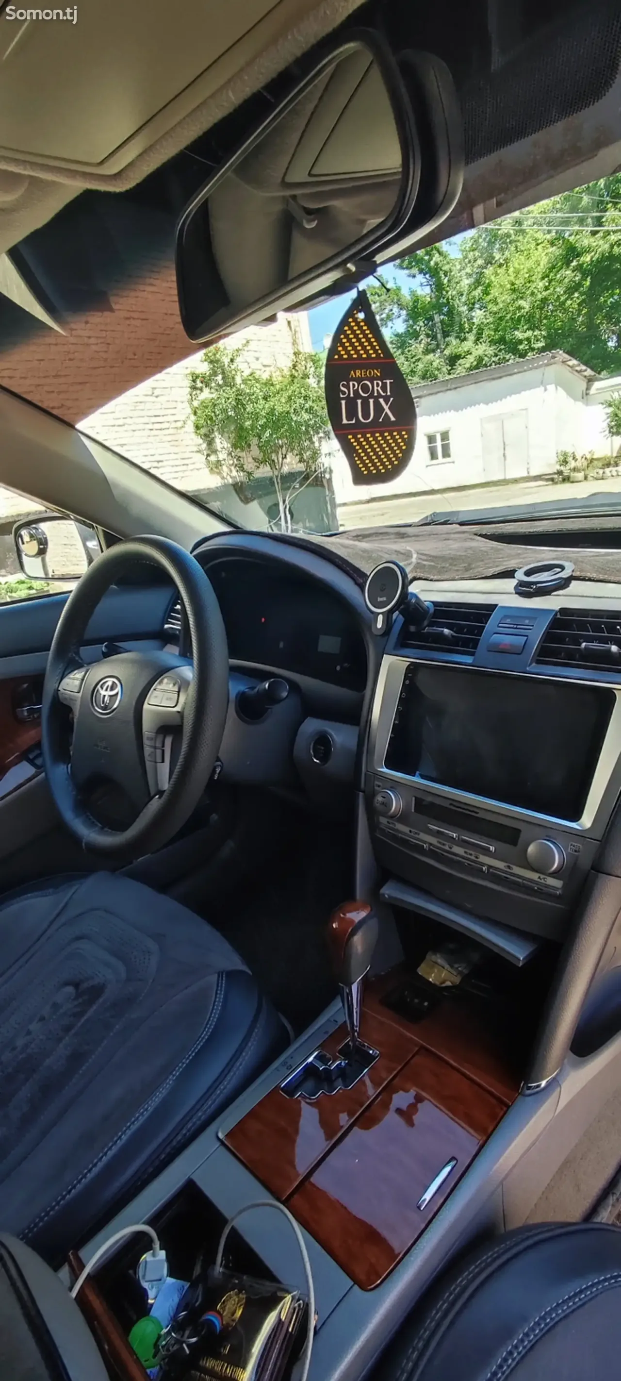 Toyota Camry 2011 · 2.5 AT