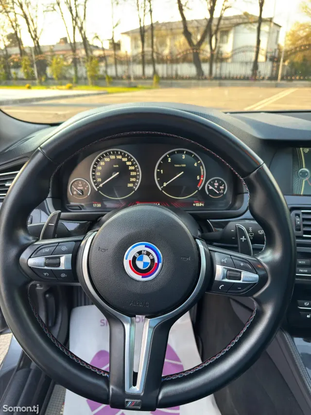 BMW 5 series 2011 · 2.0 AT