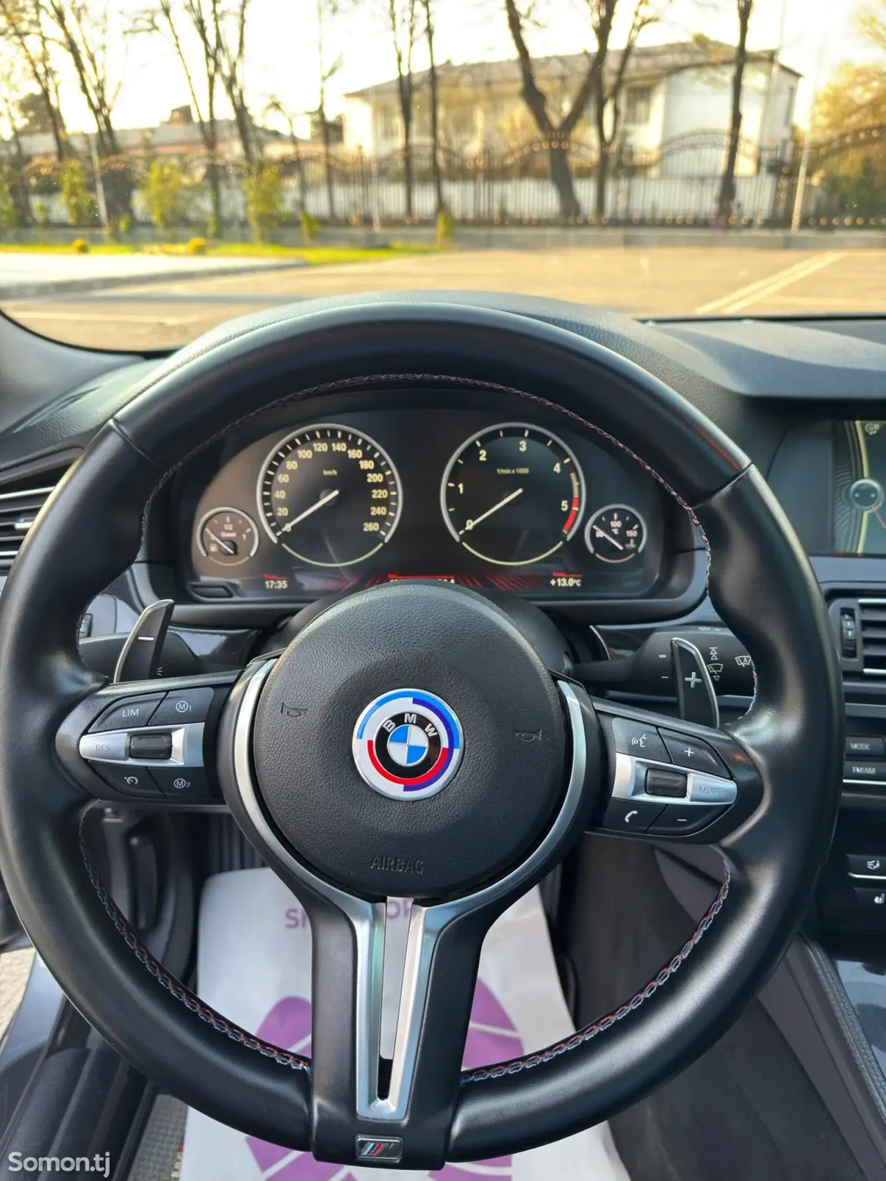 BMW 5 series 2011 · 2.0 AT