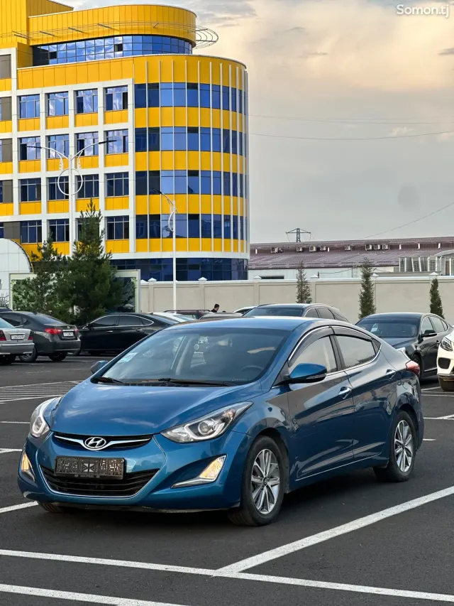 Hyundai Avante 2014 · 1.6 AT