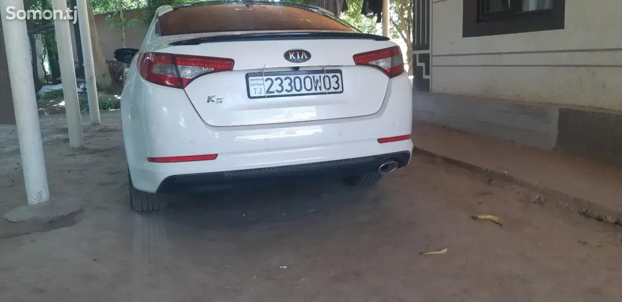 Kia K5 2011 · 2.0 AT