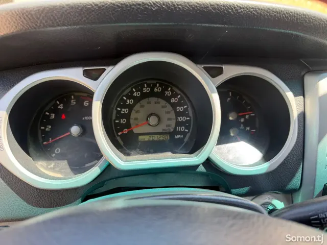 Toyota 4Runner 2005 · 4.0 AT