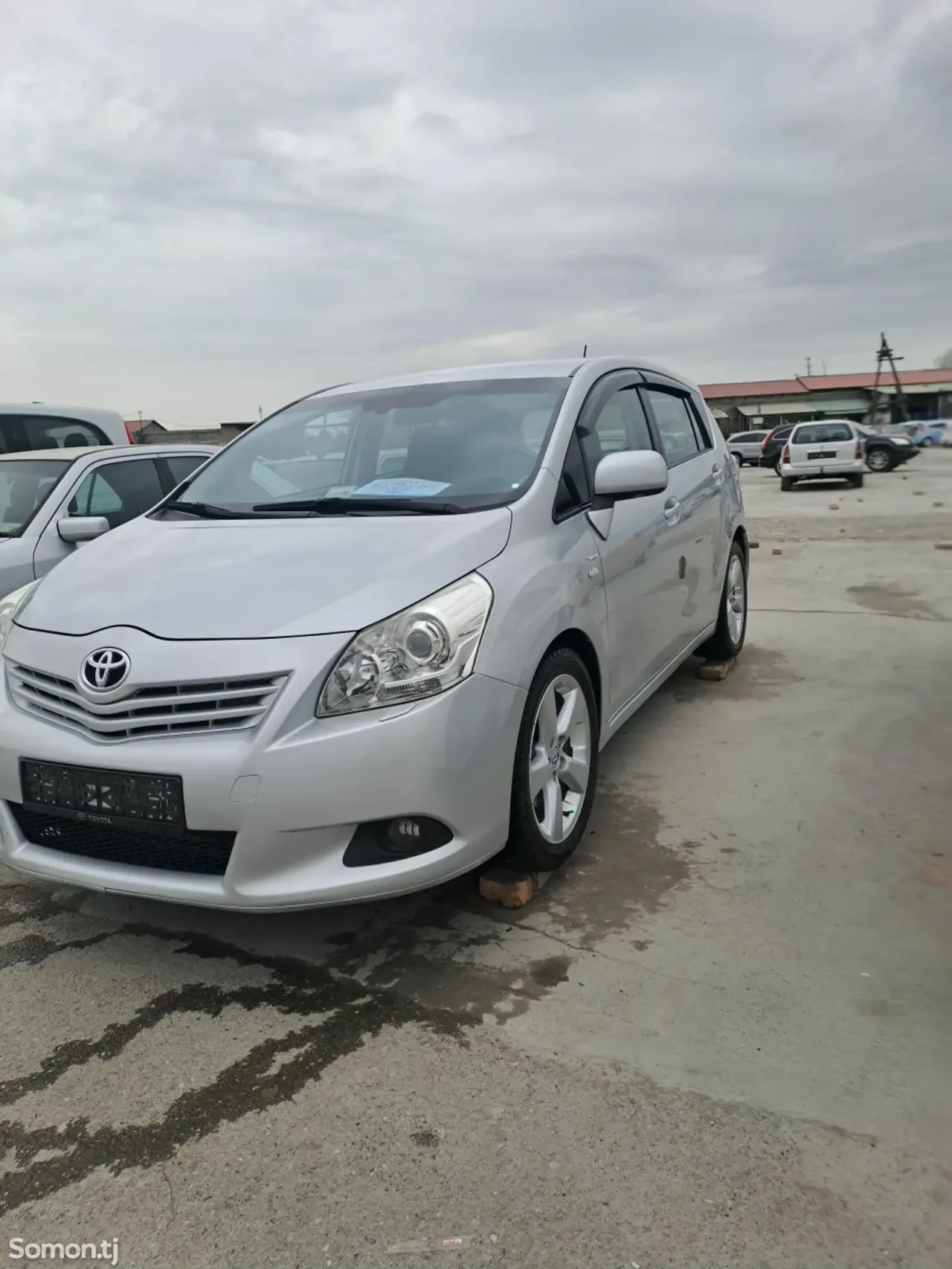 Toyota Verso 2009 · 2.2 AT