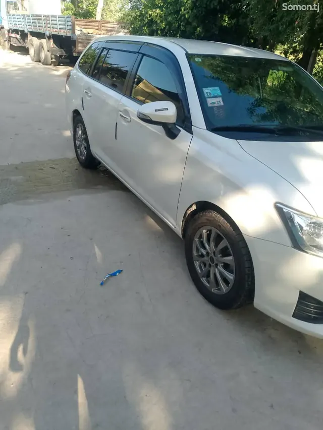 Toyota Fielder 2014 · 1.5 AT