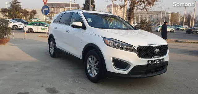 Kia Sorento 2017 · 2.4 AT