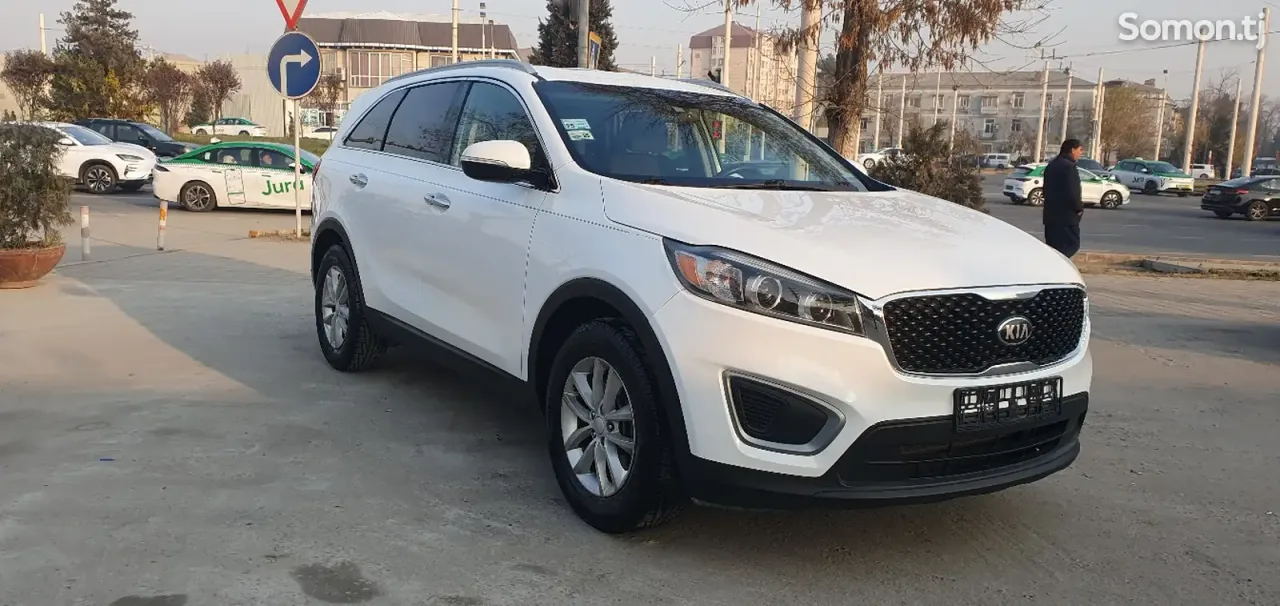 Kia Sorento 2017 · 2.4 AT