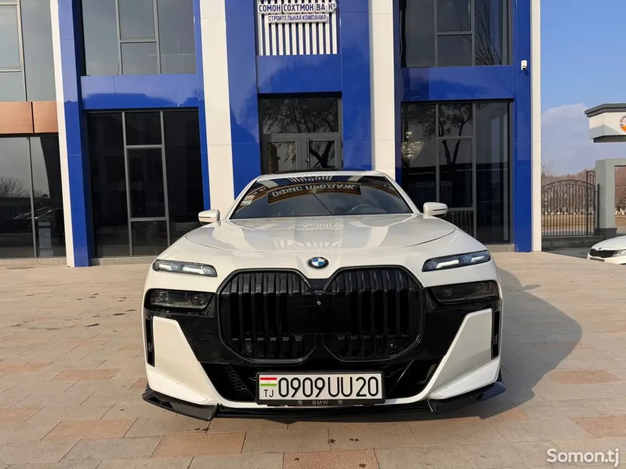BMW 7 series 2017 · 3.0 AT